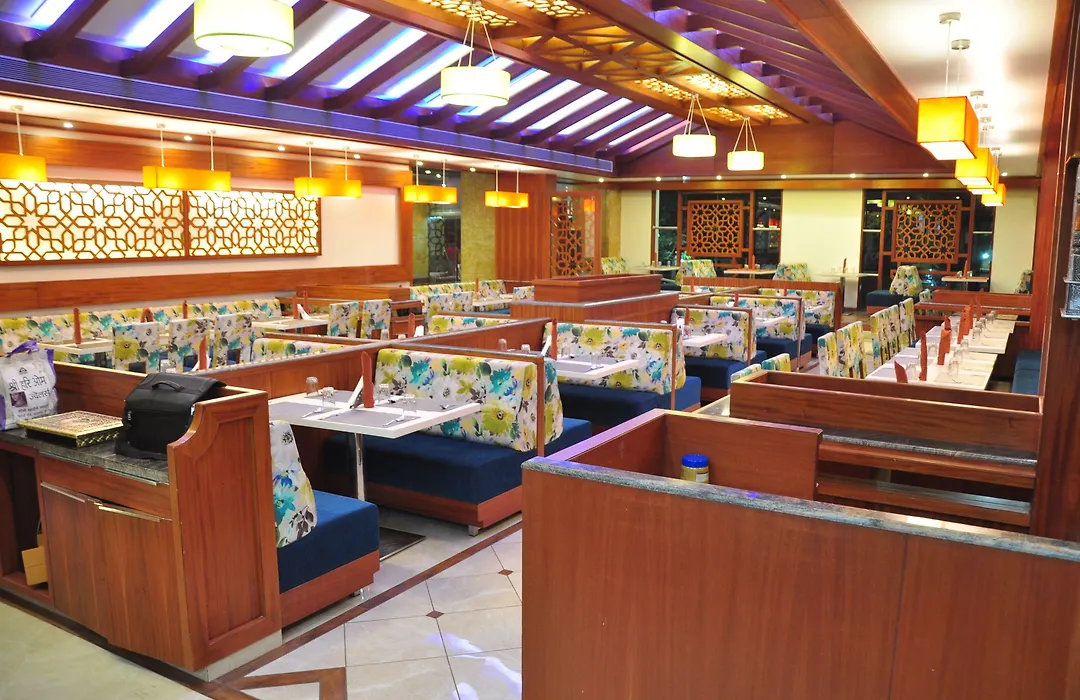 Hotel Supreme Heritage-1