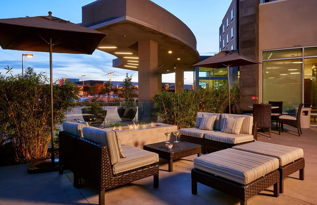Courtyard By Marriott San Jose North/ Silicon Valley-1