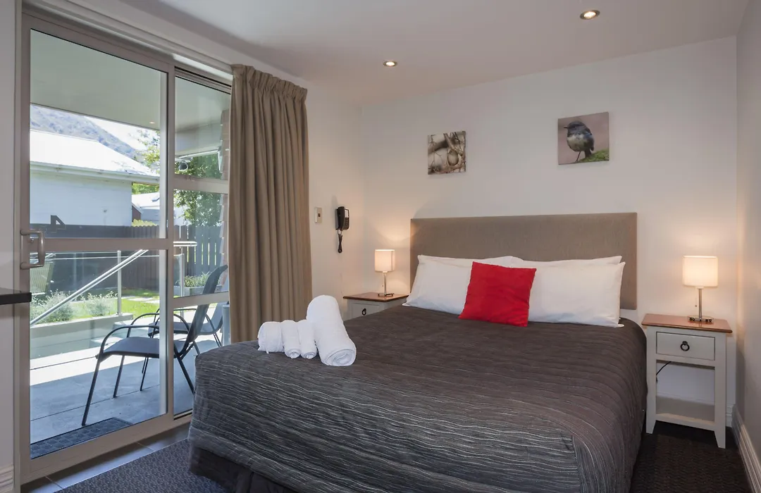 Autoline Motel Queenstown-1