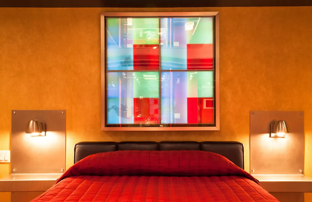 Le Chabrol Hotel & Suites-1
