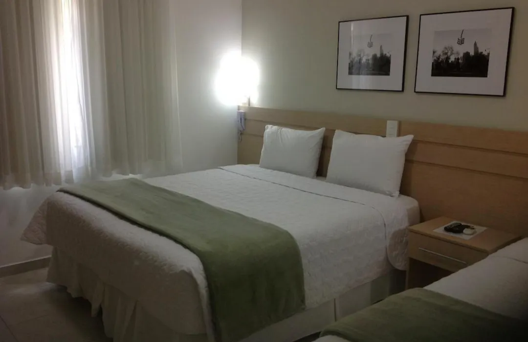 Upper Hotel-1