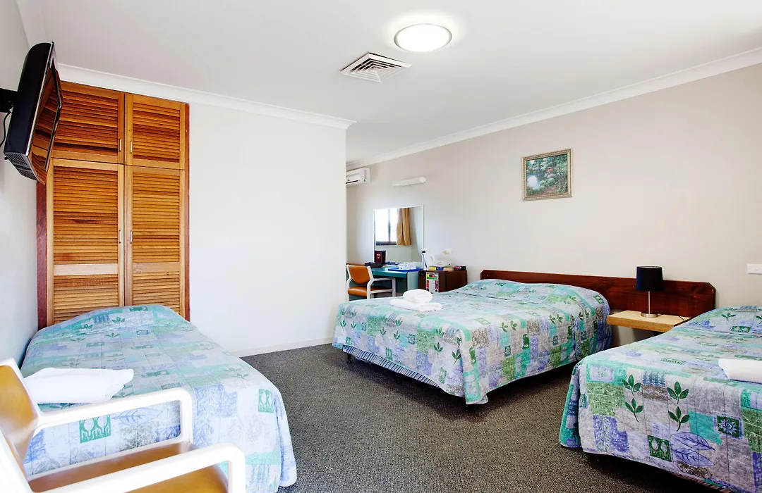 Vale Hotel-1