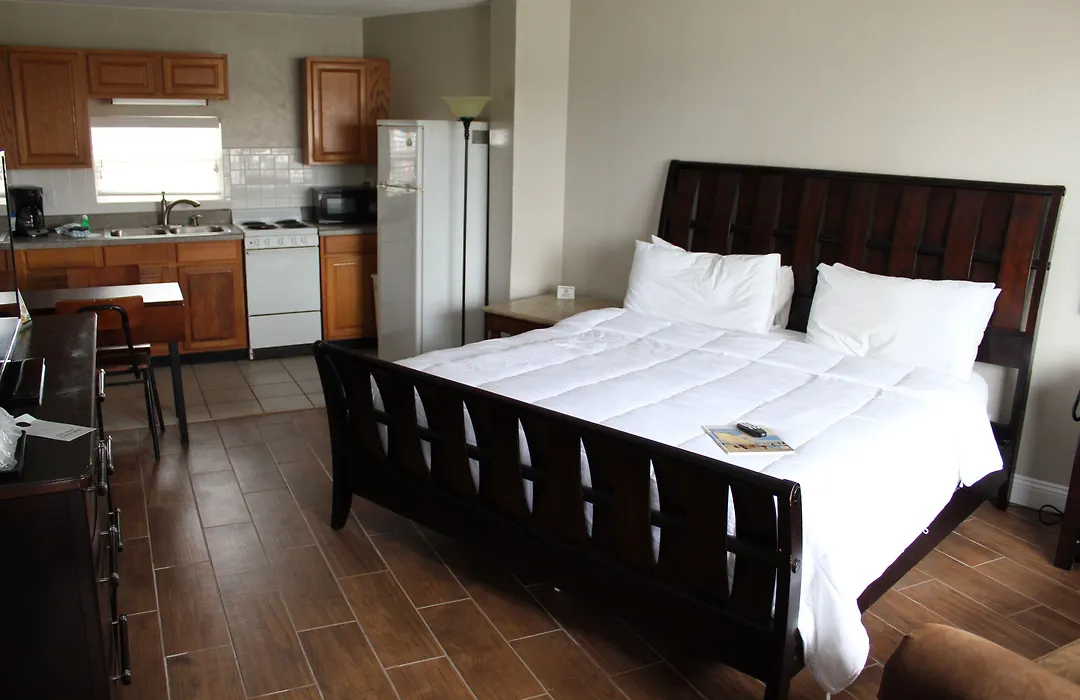 Cove Motel Oceanfront-1