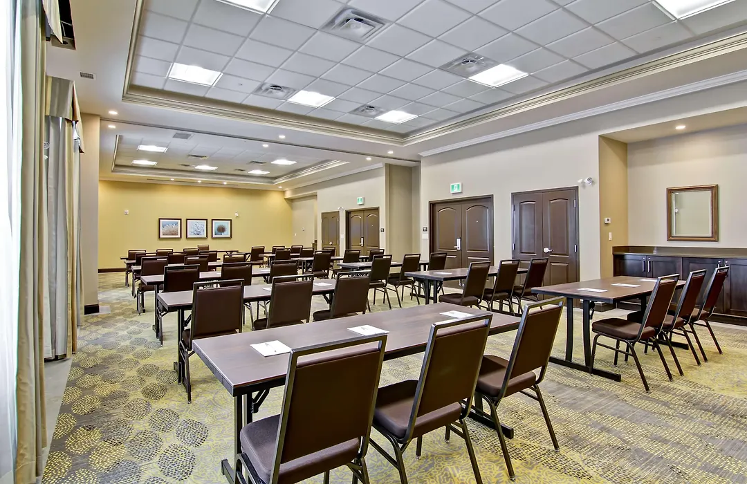 Hampton Inn & Suites By Hilton Saskatoon Airport-1