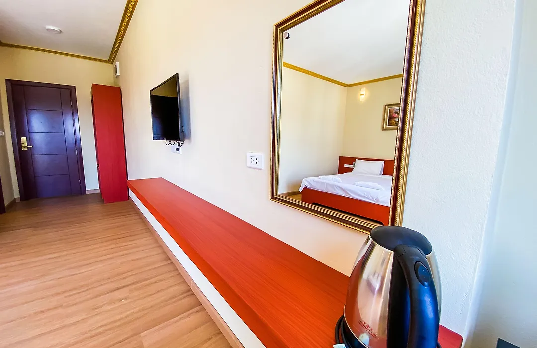 Douangpraseuth Hotel-1