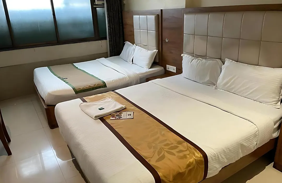 Glitz Hotels The Regal- Next To Mumbai Airport-1