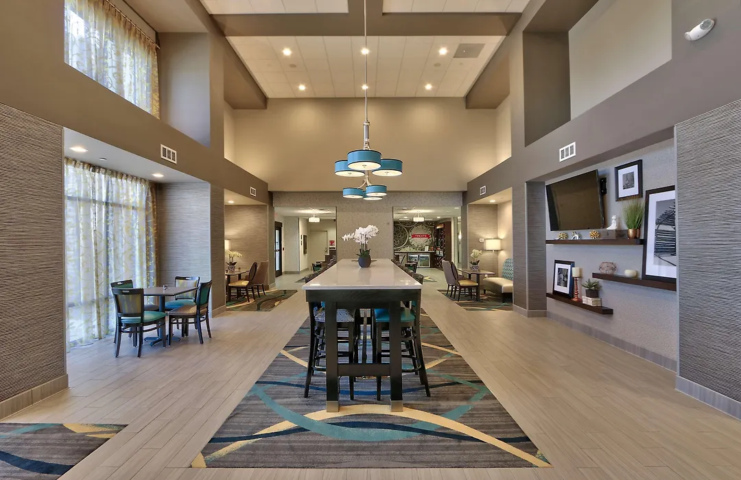 Hampton Inn & Suites Albuquerque Airport-1
