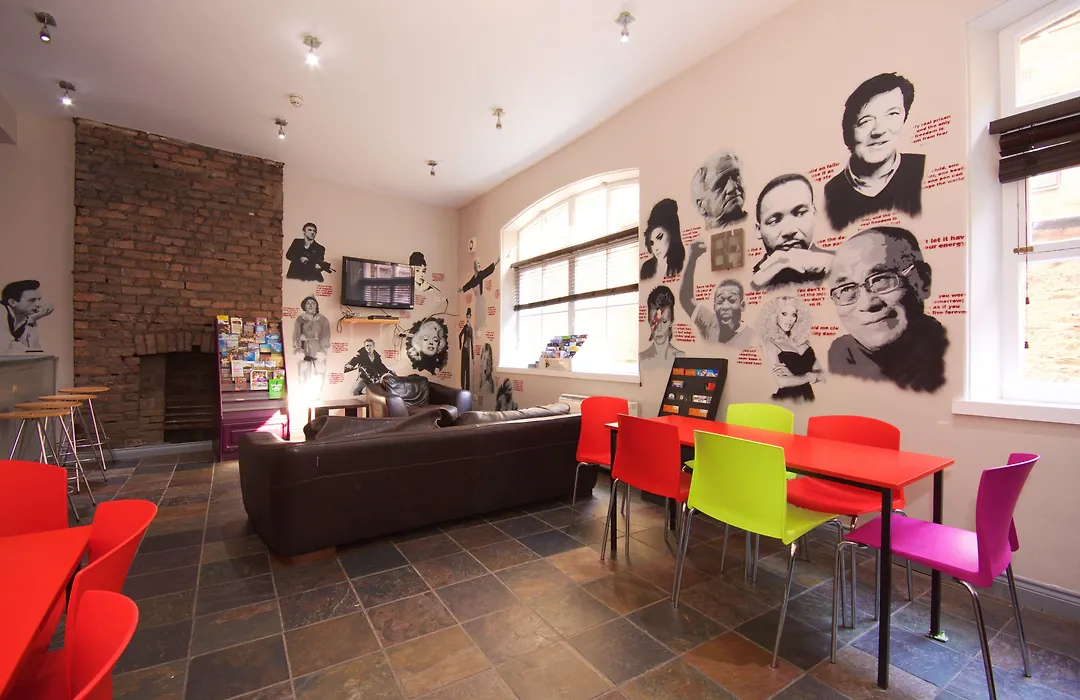 Albatross Hostel-1