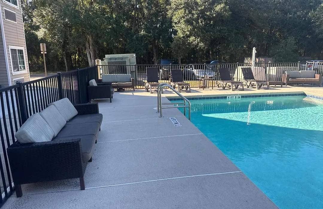 Microtel Inn & Suites By Wyndham Jacksonville Airport-1