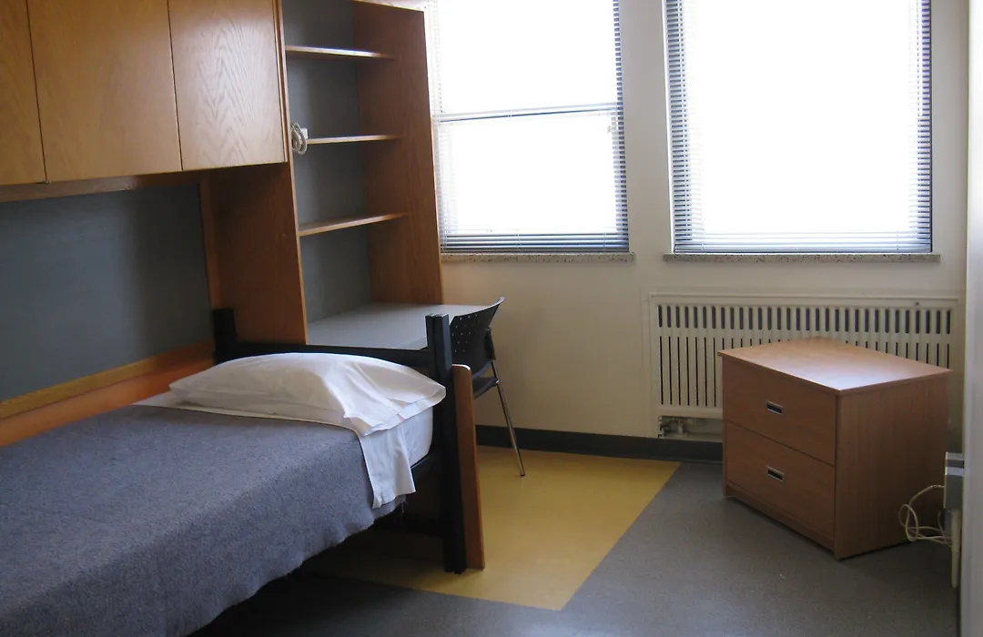 Universite De Moncton-1