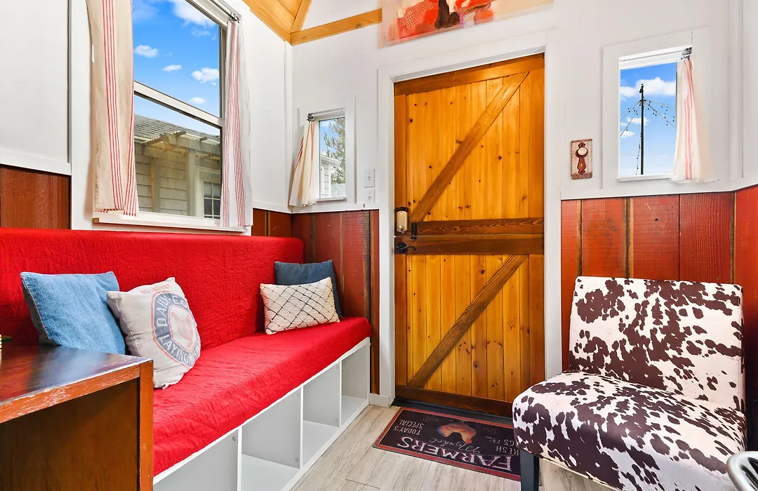 Tiny Digs - Hotel Of Tiny Houses-1