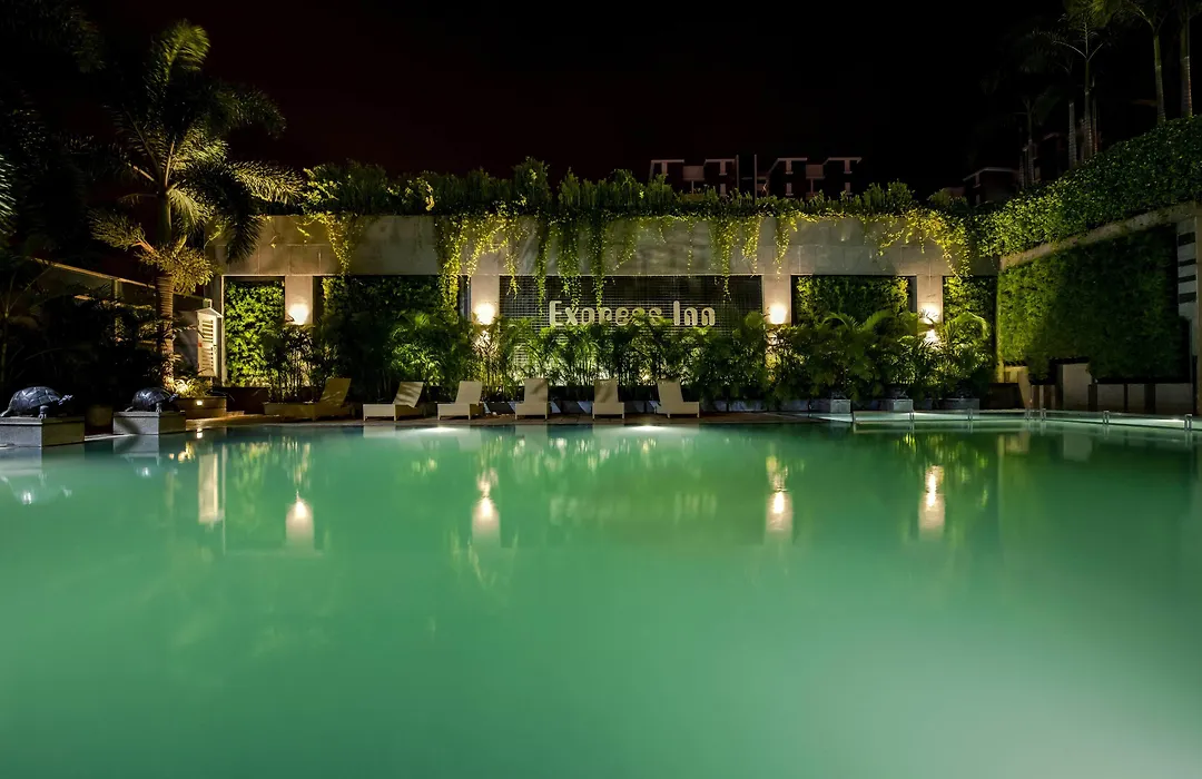 Express Inn The Business Luxury Hotel-1
