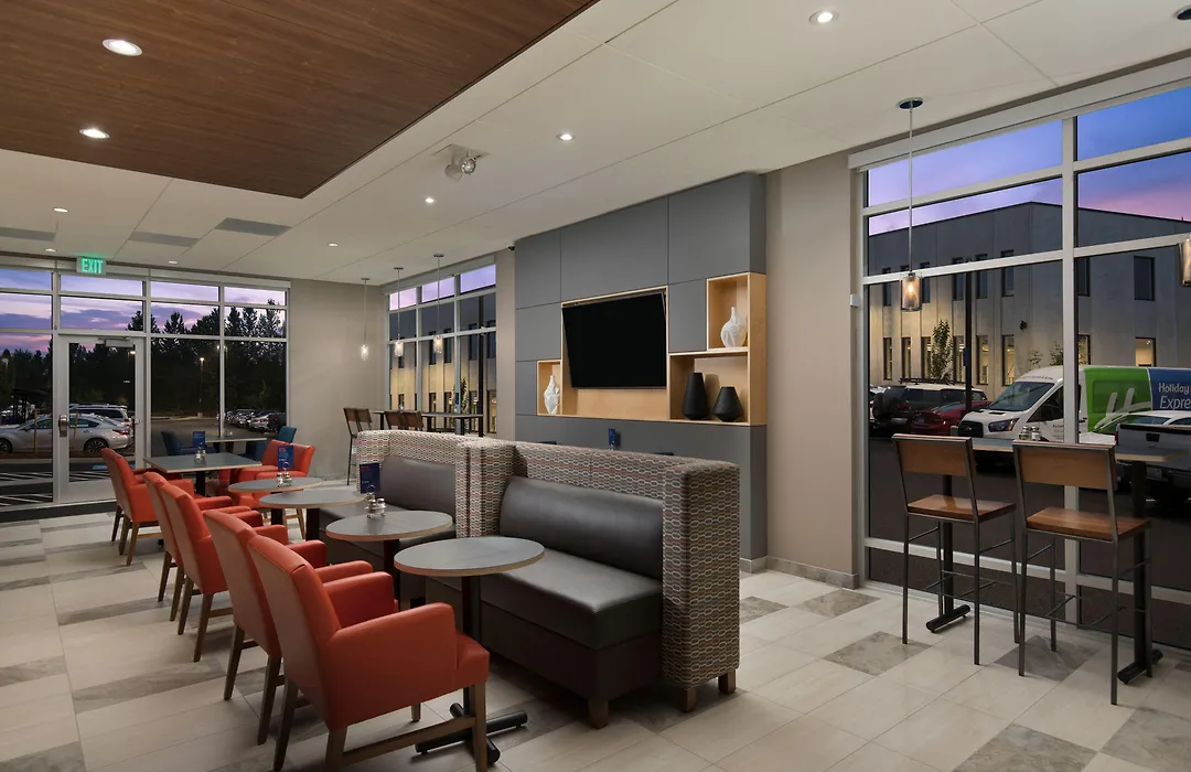 Holiday Inn Express & Suites - Portland Airport - Cascade Stn By Ihg-1