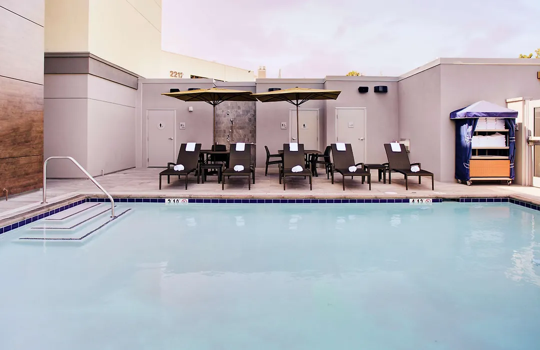 Hampton Inn & Suites Irvine/Orange County Airport-1