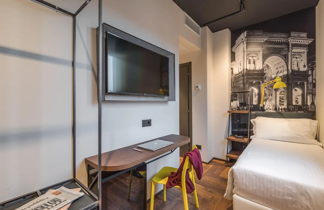 Hotel Roxy-1