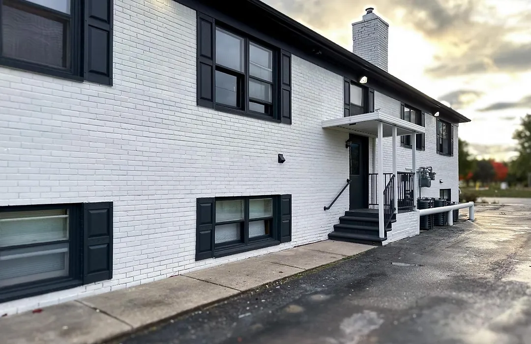 Dtw Suites-1