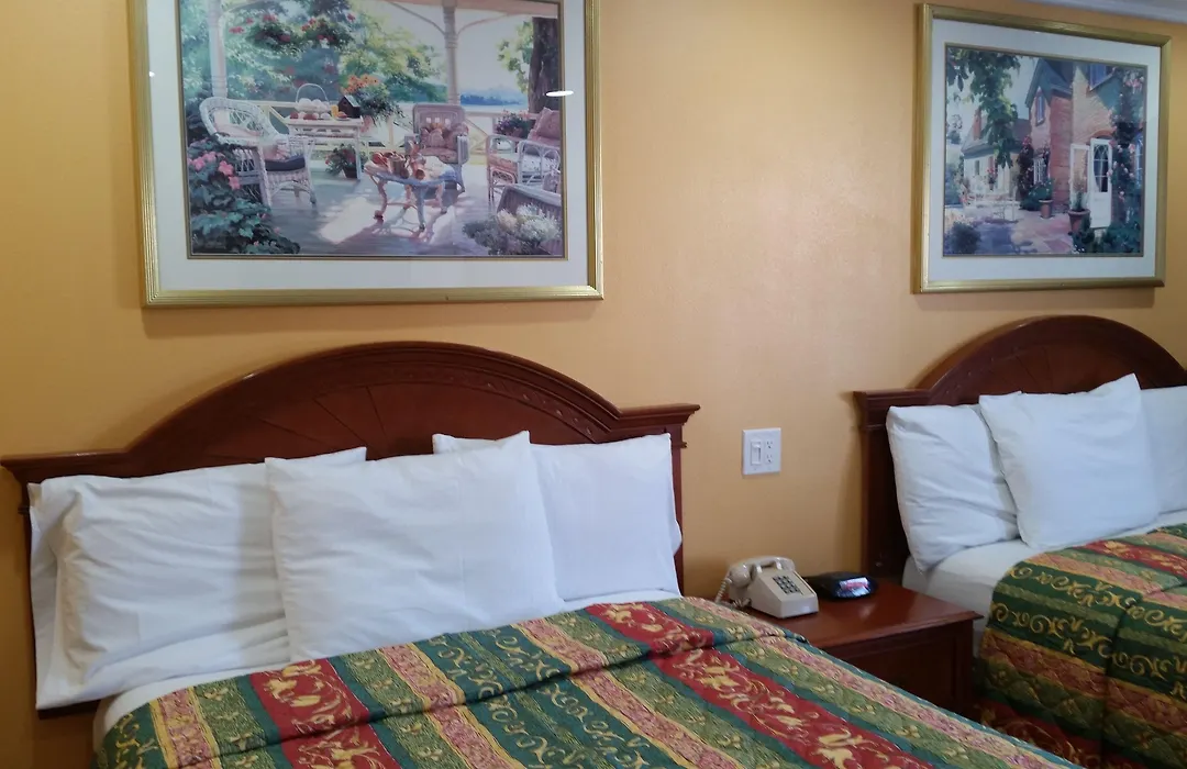 Flamingo Inn Long Beach-1