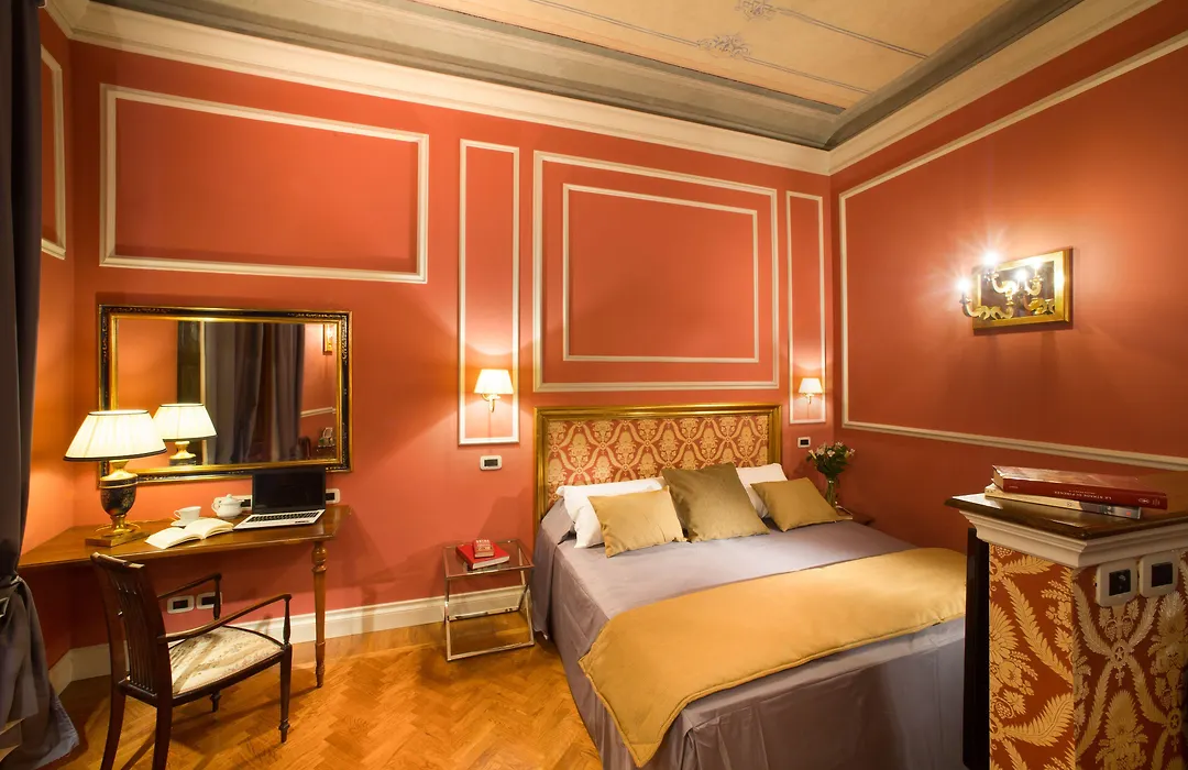 Boutique B&B Torre De' Conti-1