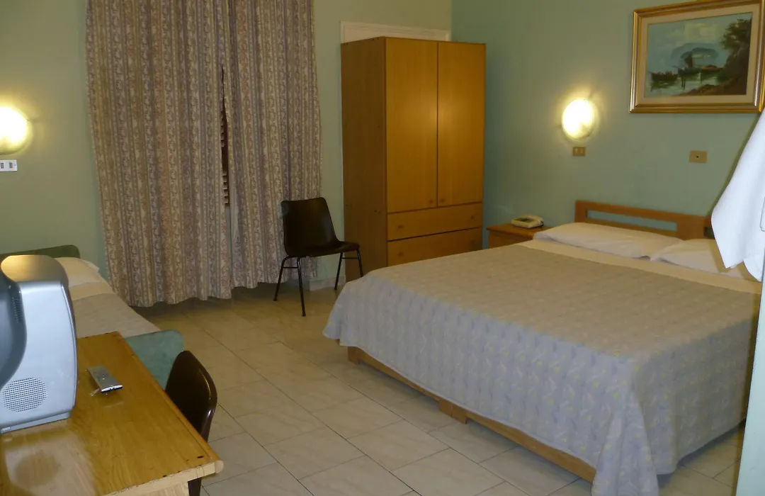 Hotel Pensione Romeo-1