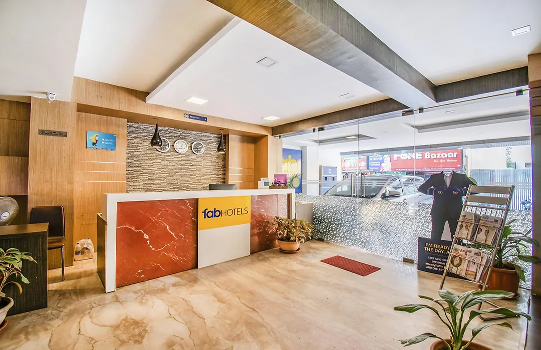 Fabhotel Jansi Deluxe - Nr Gandhipuram Bus Stand-1