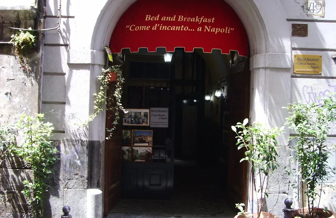 Come D'Incanto A Napoli-1