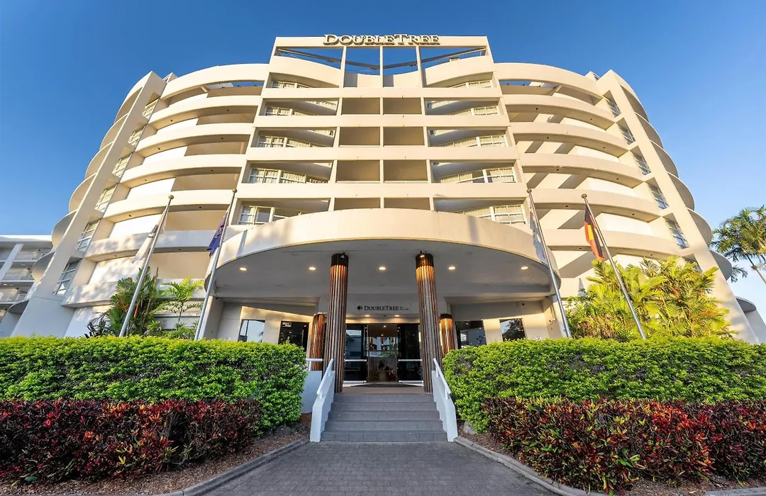 Doubletree By Hilton Cairns-1