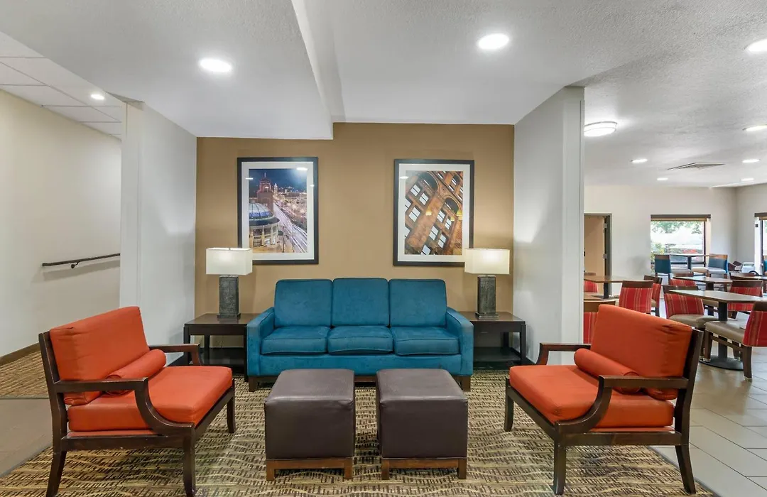 Comfort Inn & Suites Kansas City - Northeast-1