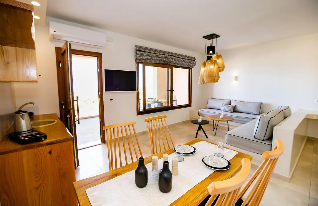 Perla Nera Suites-1