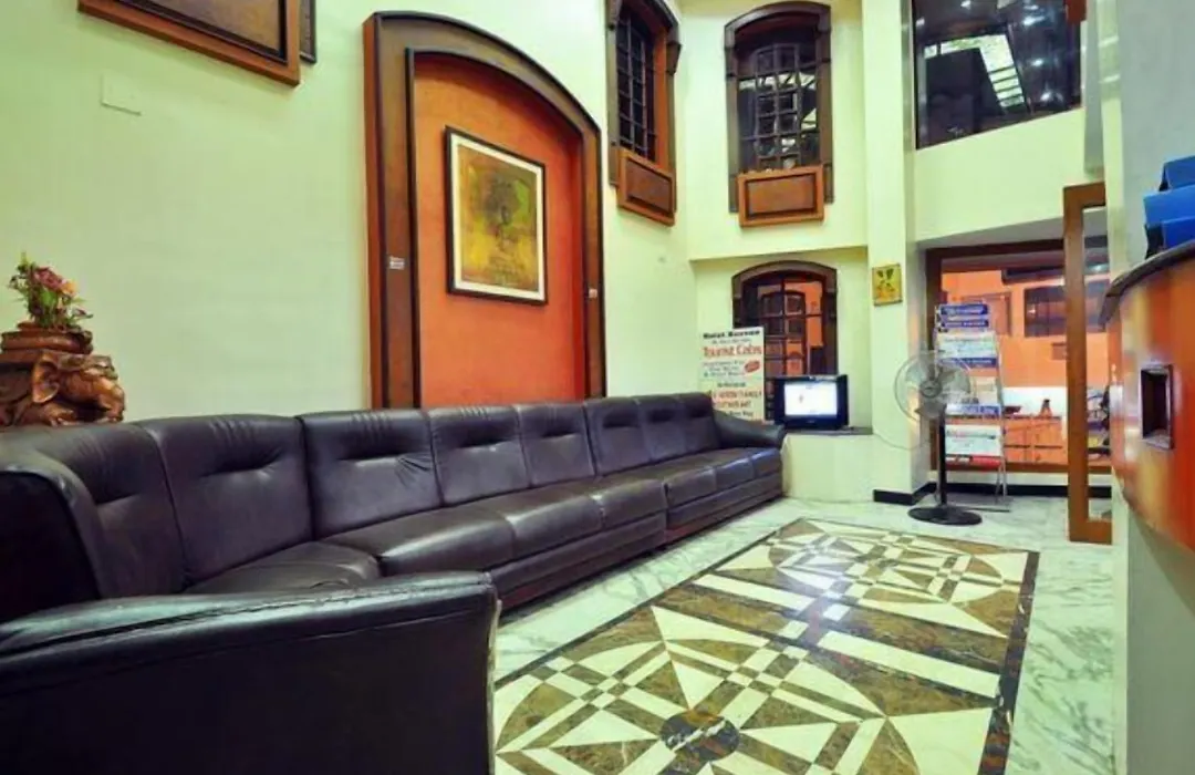 Hotel Naveen-1