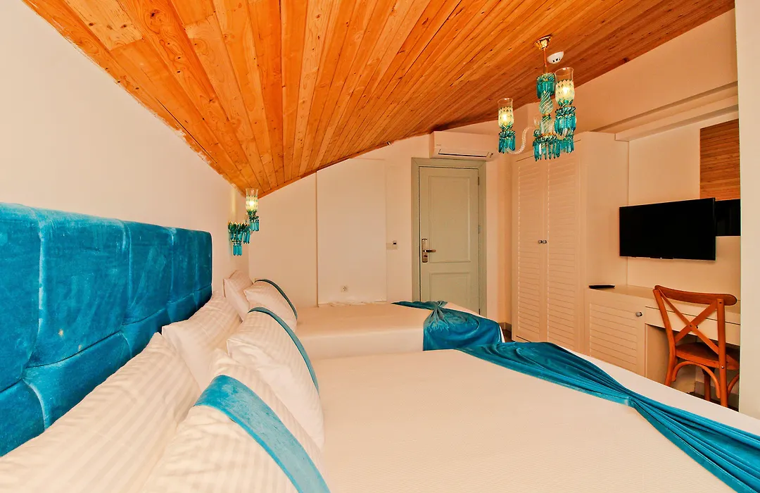 Dam Hotel Lara-1