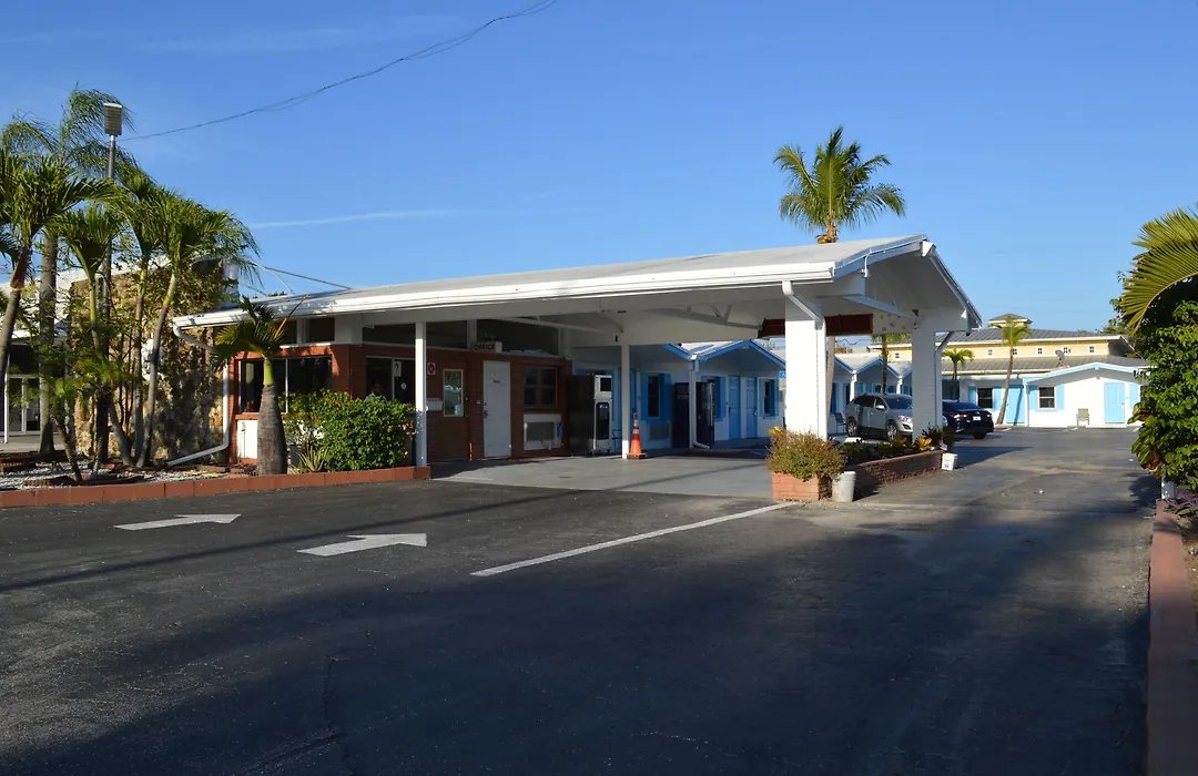 Budget Inn-1