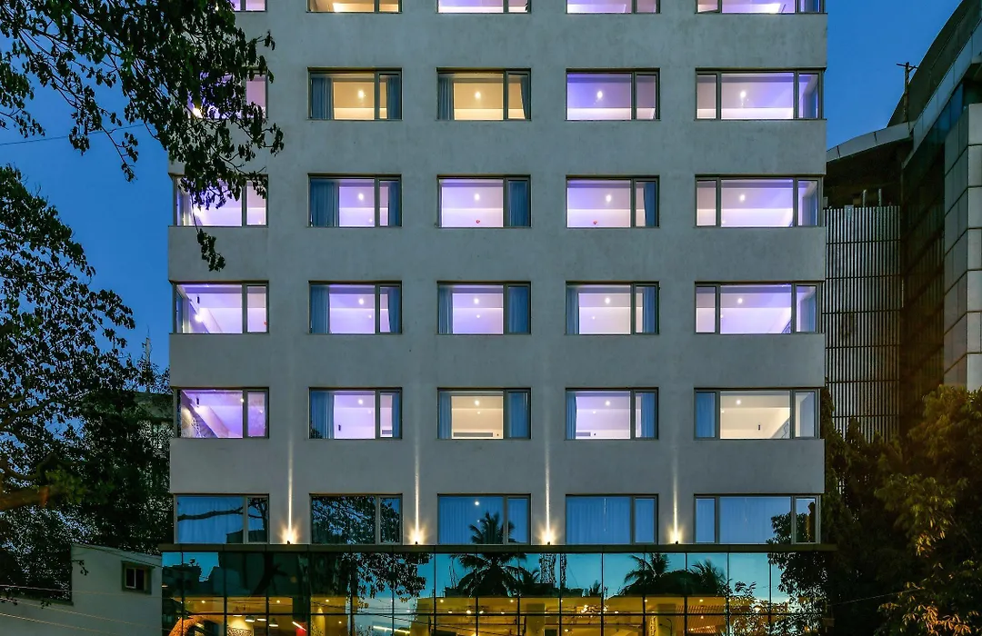 Indie Stays, Bkc-1