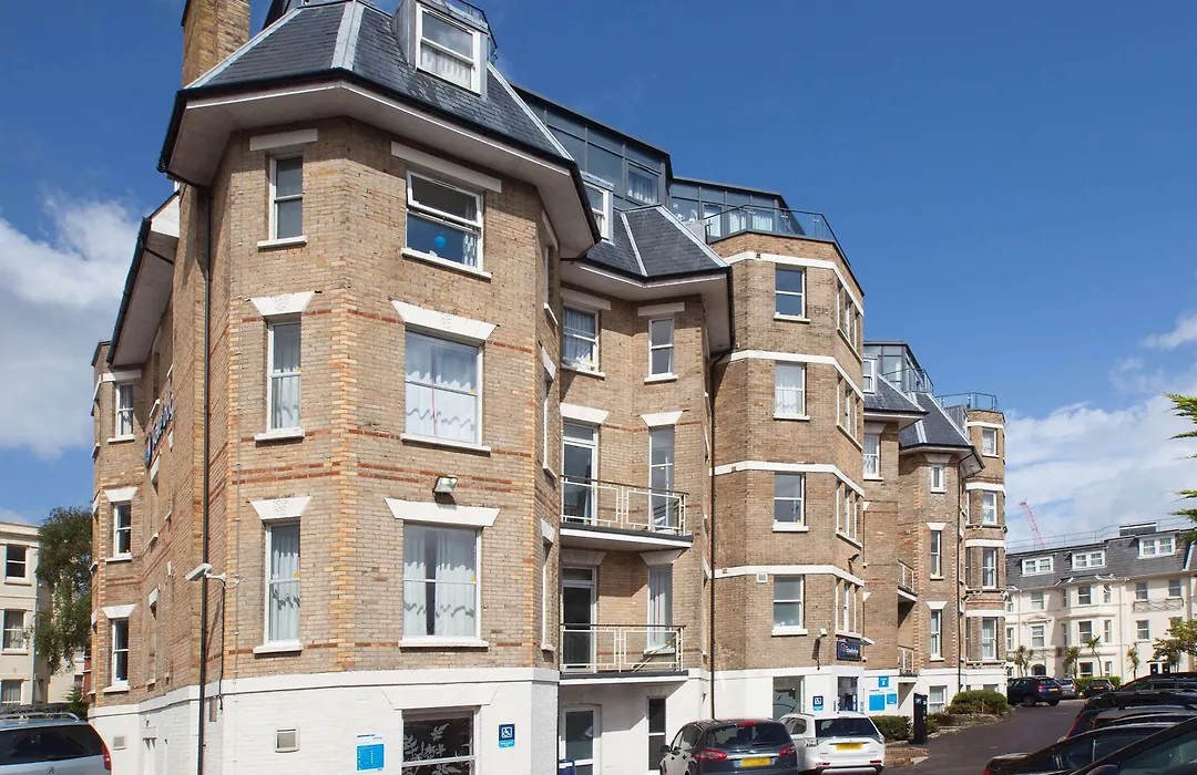 Travelodge Bournemouth Seafront-1