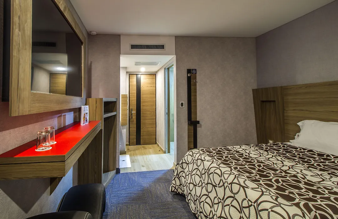 Hotel Zaragoza Inn Boutique-1