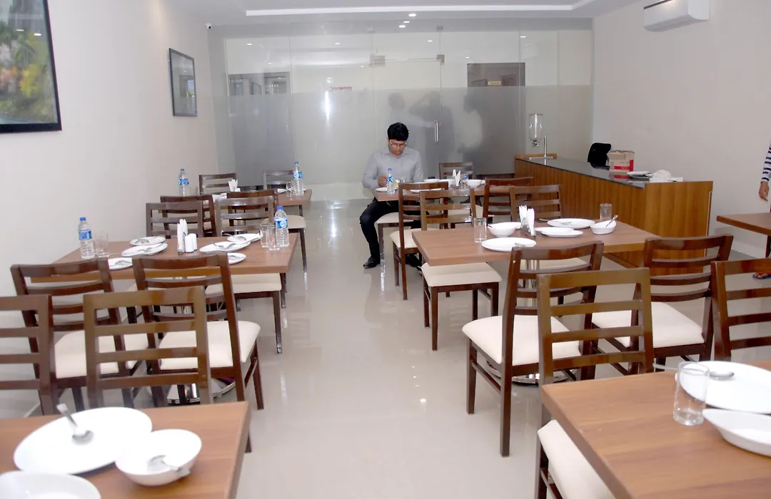Ocean Suites Hotel-1