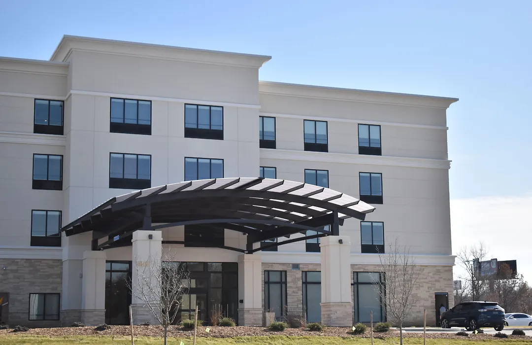 Holiday Inn - Kansas City - Northeast By Ihg-1