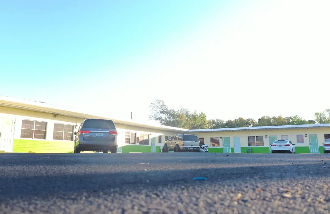 Sandman Inn Motel-1