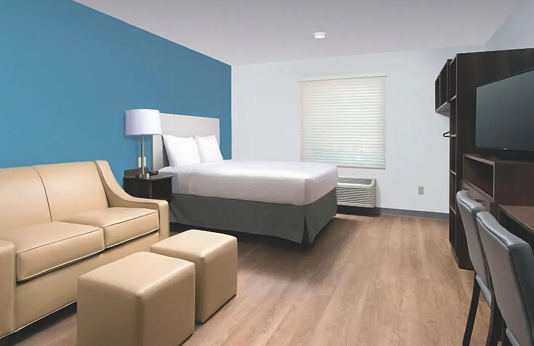 Woodspring Suites Rochester Greece-1