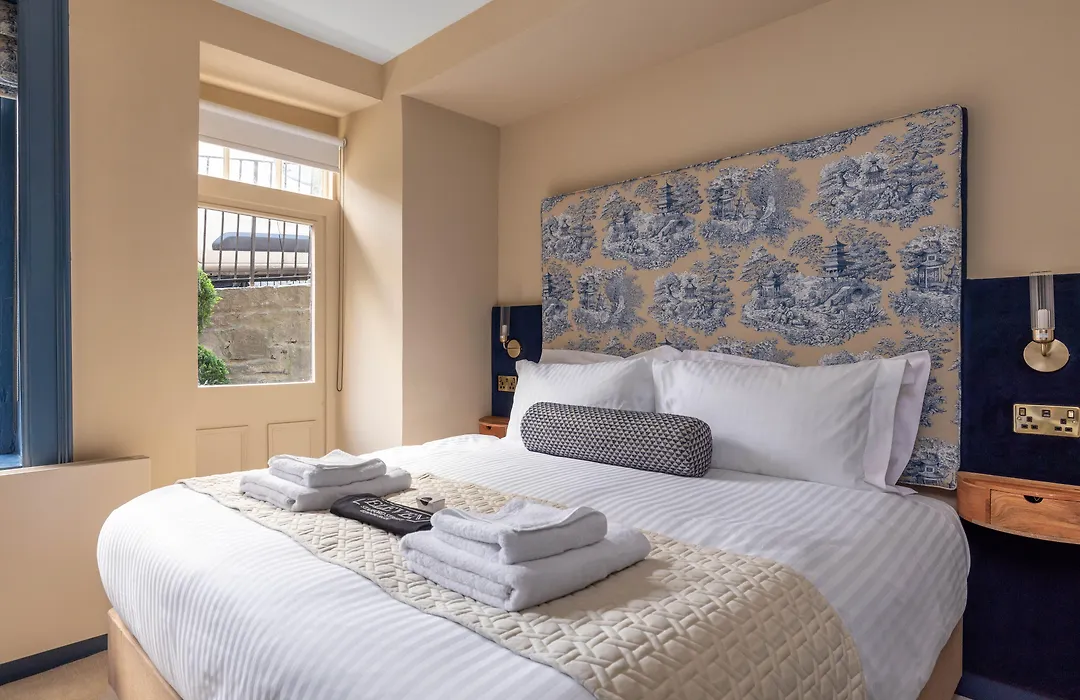 Eleven Stafford Street Townhouse (Adults Only)-1