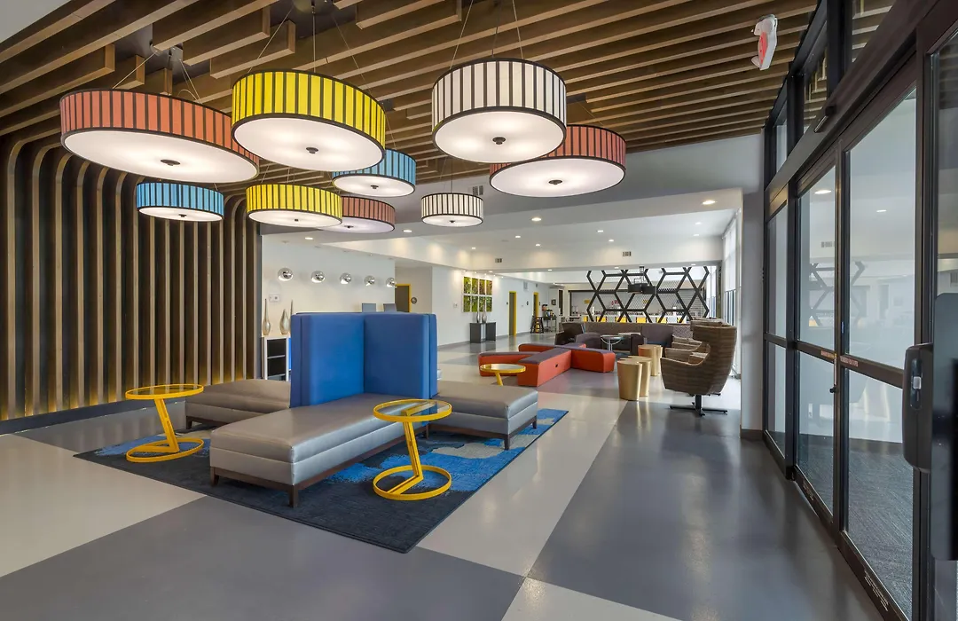 Glo Best Western Pooler - Savannah Airport Hotel-1
