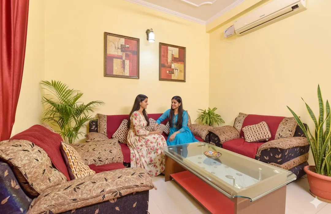 Fabhotel Rajlaxmi Palace - Ashok Vihar Metro Station-1