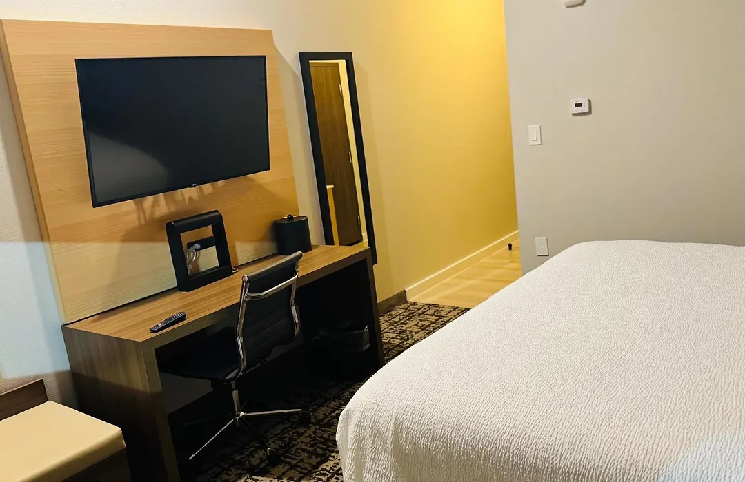 Best Western Plus Pearland/Houston Medical Center Hotel-1