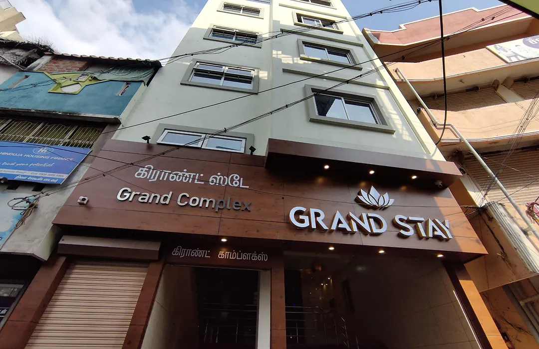 Hotel Grand Stay-1