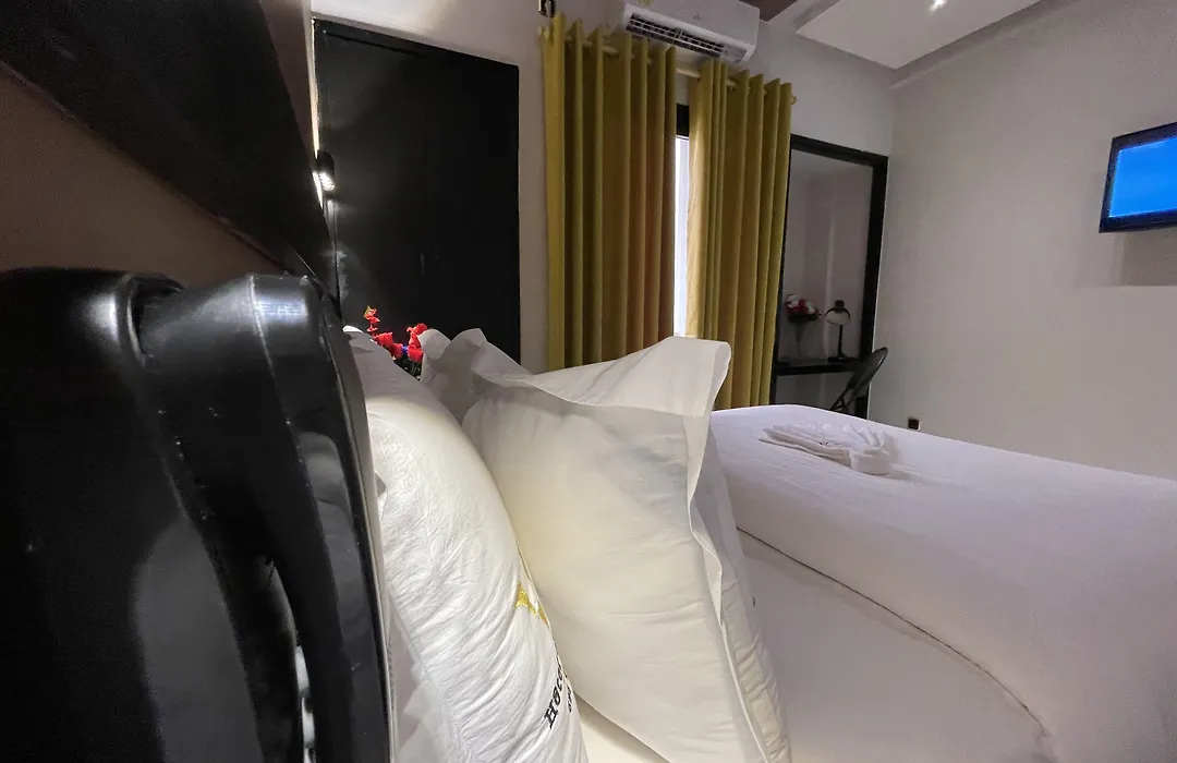 Hotel Vendome Douala-1