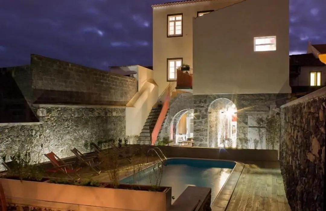 Azorean Urban Lodge-1