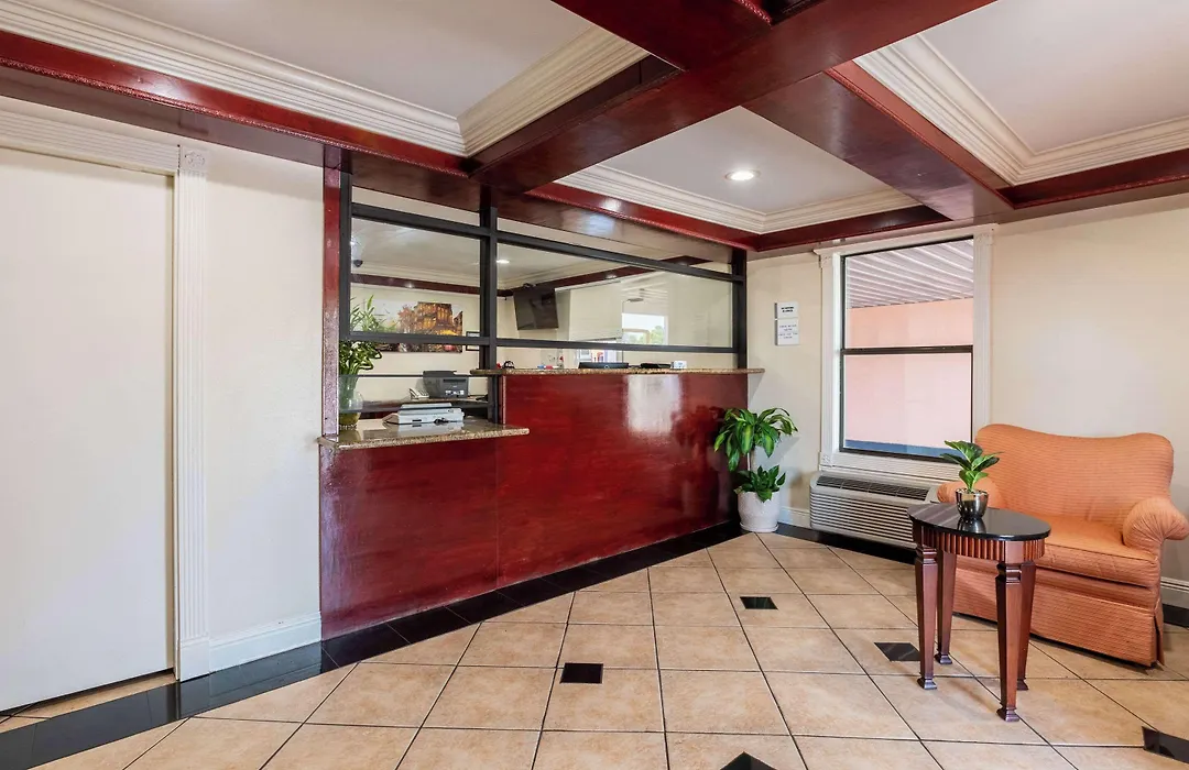 Relax Inn & Suites-1