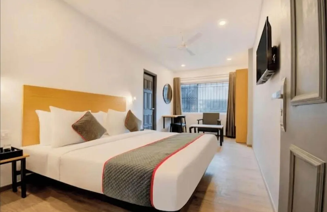 Hotel Maitrayee-1