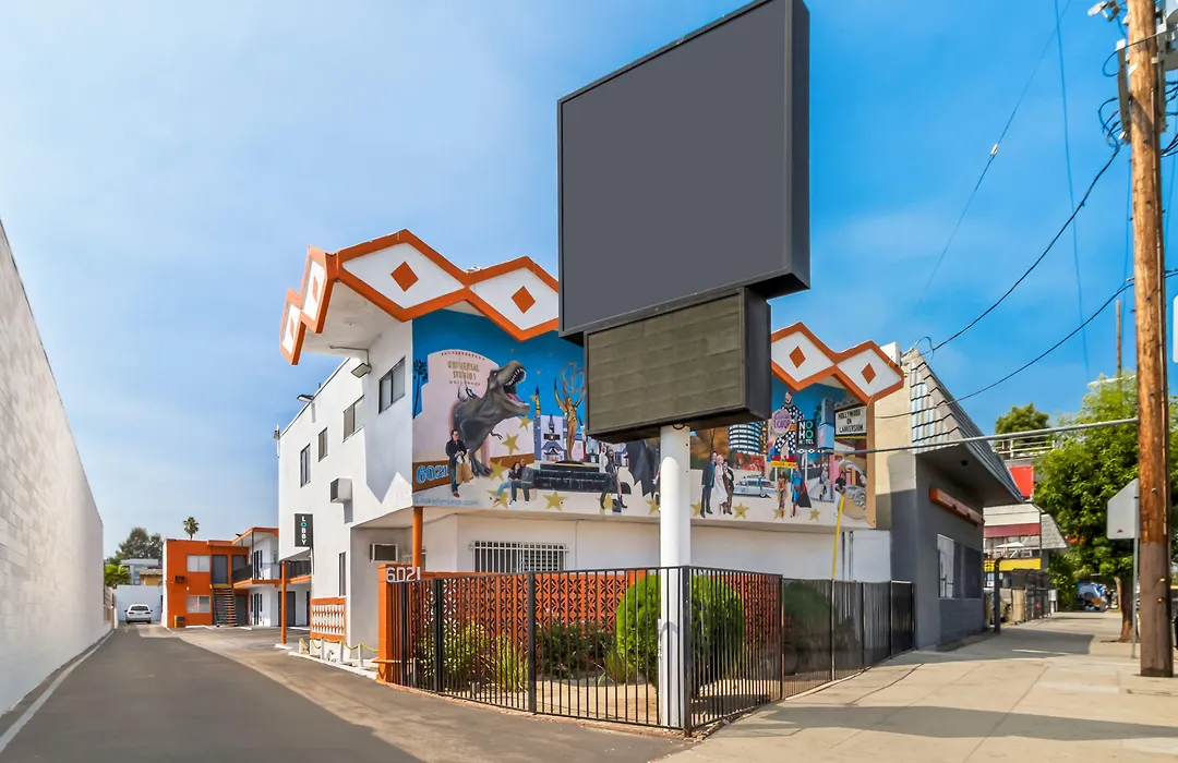 Rodeway Inn & Suites North Hollywood Burbank Airport - Universal Area-1