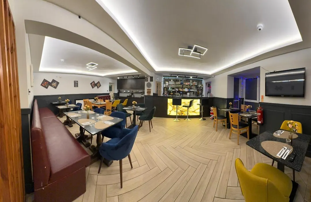 The Gatwick White House Hotel-1