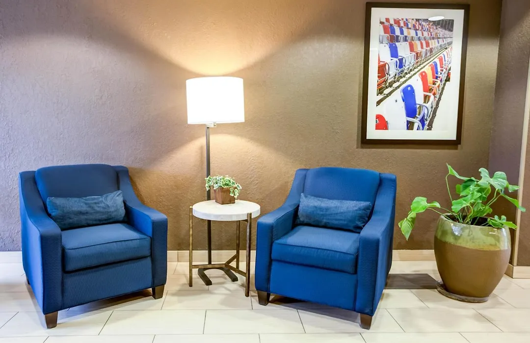 Charlotte Suites By Ihg-1